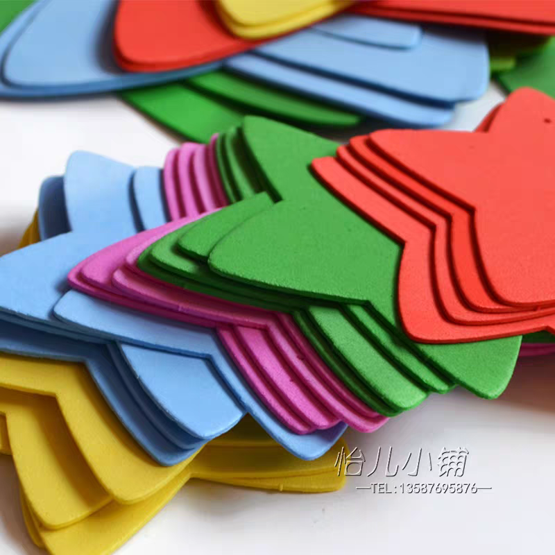 Classroom EVA Tree – Colorful 1.3m Foam Wall Decoration for Nurseries & Classrooms

Bring your classroom walls to life with our Classroom EVA Tree, a vibrant and educational wall décor piece designed especially for nurseries, kindergartens, and early learning environments. Standing at 1.3 meters tall, this soft, lightweight tree is made from high-quality EVA foam and adds a fun, nature-inspired touch to any learning space.

Perfect for decorating reading corners, seasons boards, or classroom themes like “Al