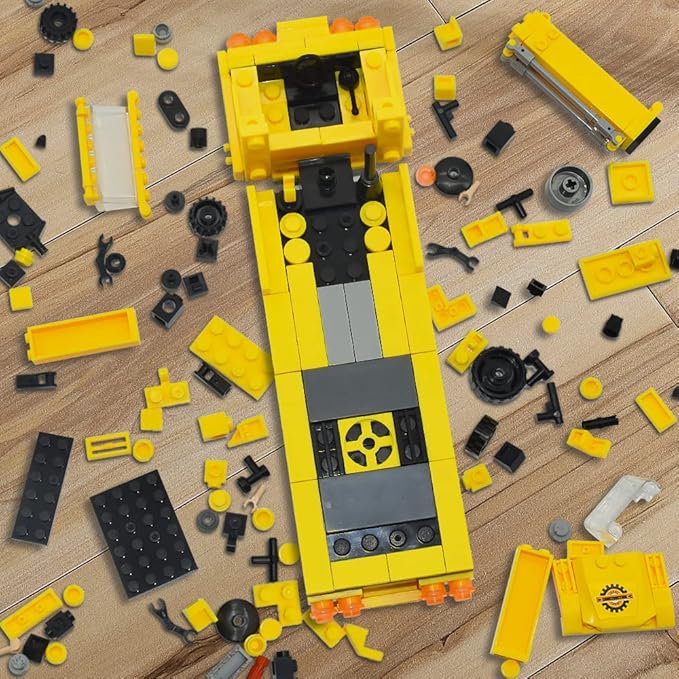 Construction Crane Vehicle 16 in 1 Creative STEM Building Blocks | 482PCS- RB22006 - Evergreen Wholesale