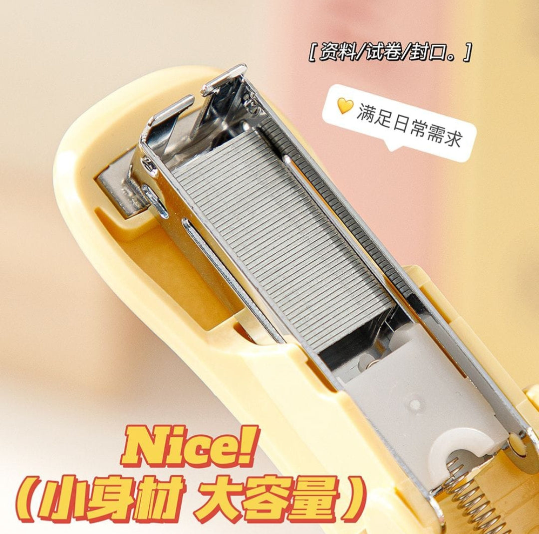 Stapler with Pins Blister Pack- Mixed Color