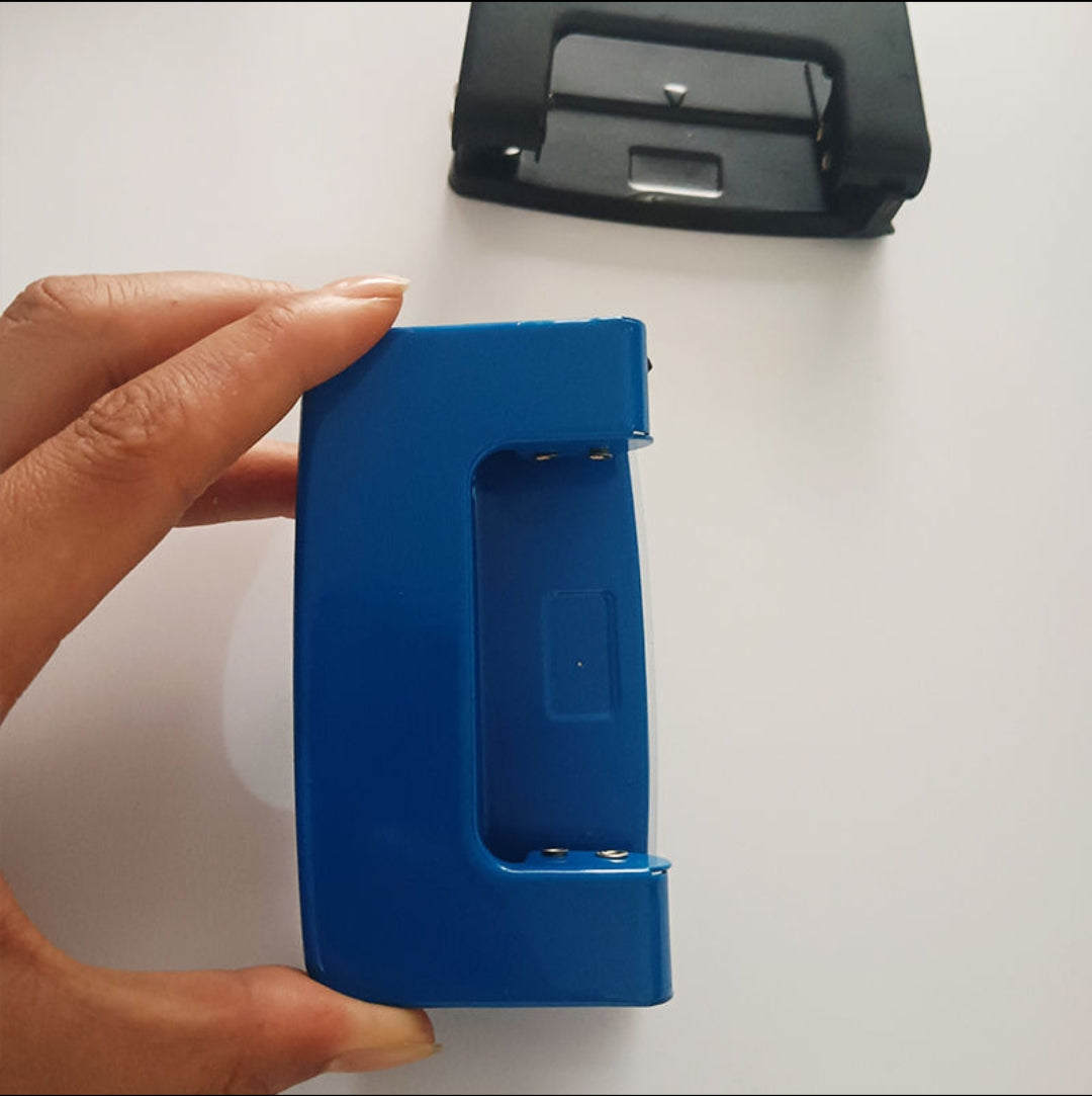 Hole Puncher- Mixed Color- 8230