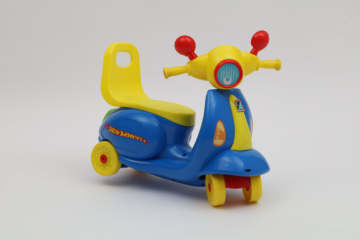 Evergreen Vespa Hotwheels Bike