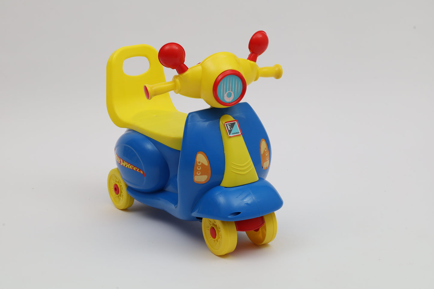 Evergreen Vespa Hotwheels Bike