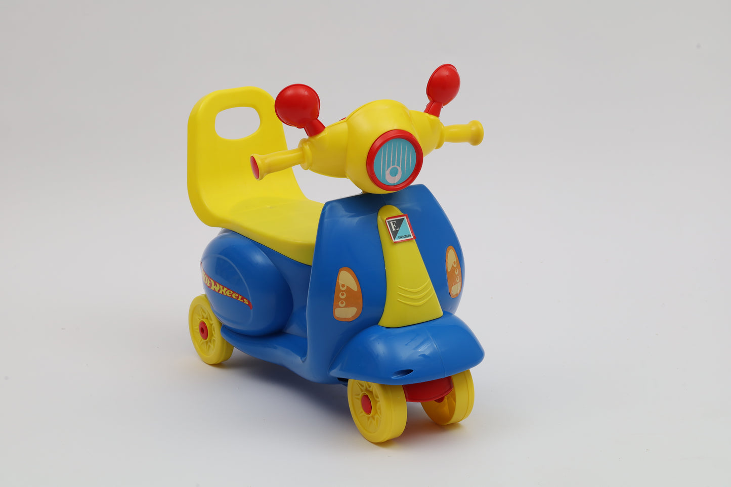 Evergreen Vespa Hotwheels Bike