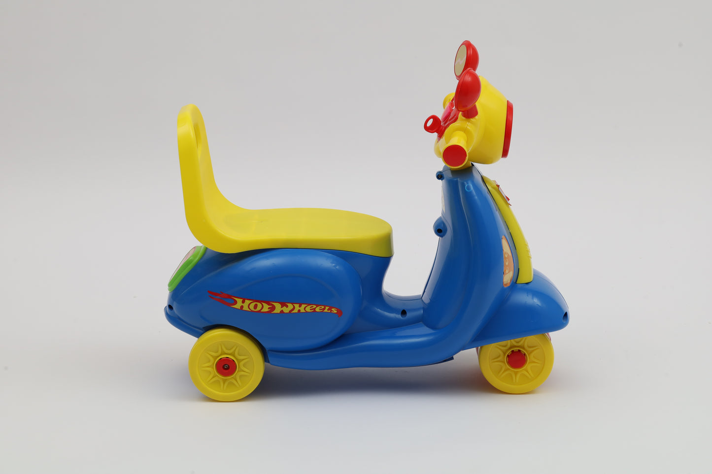 Evergreen Vespa Hotwheels Bike