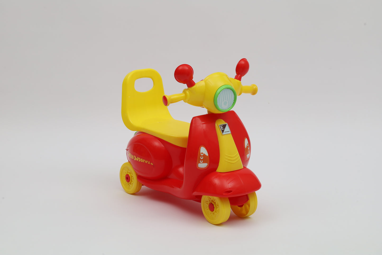 Evergreen Vespa Hotwheels Bike